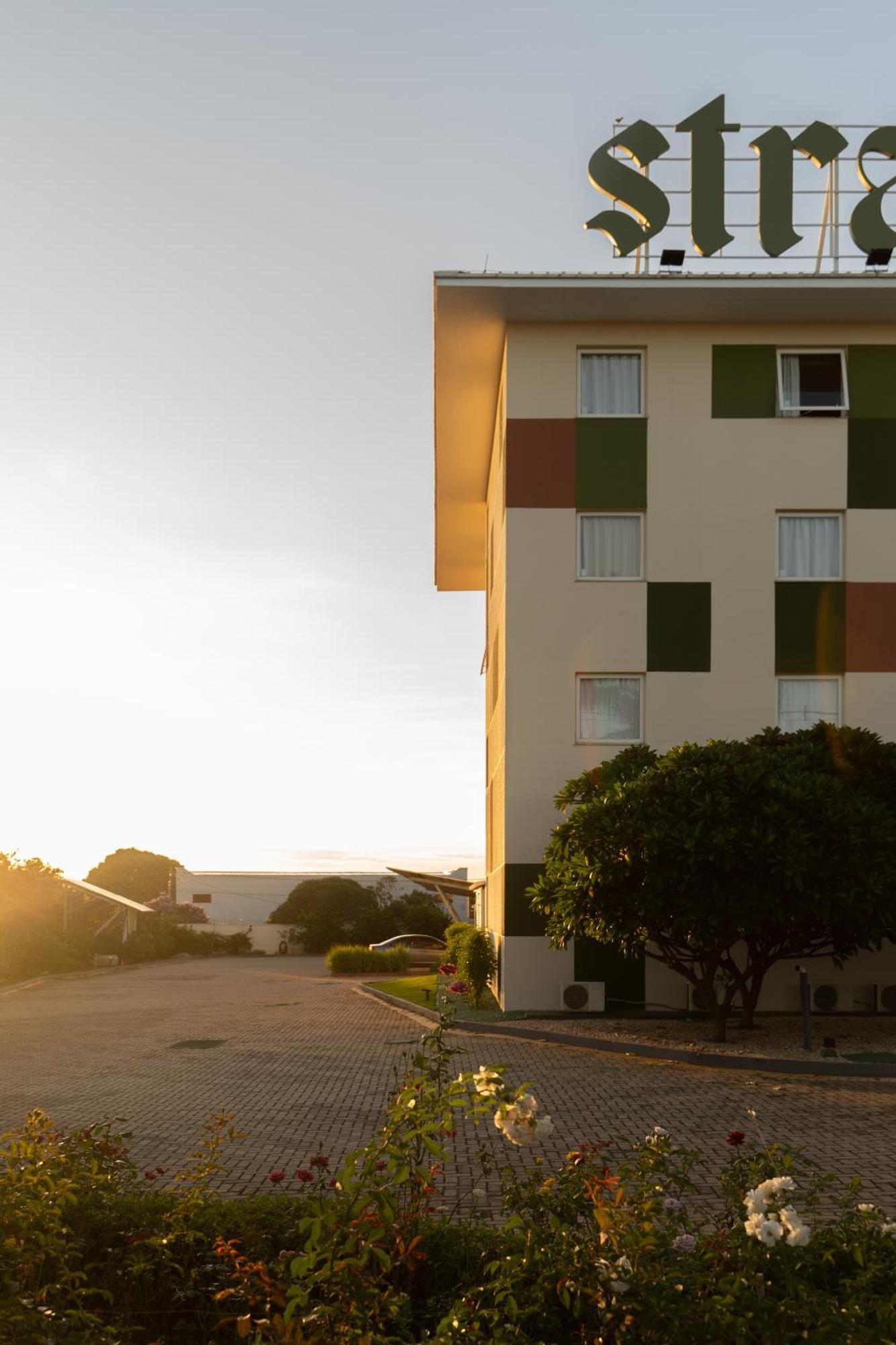 Strassen Hotel Goiânia Exterior foto