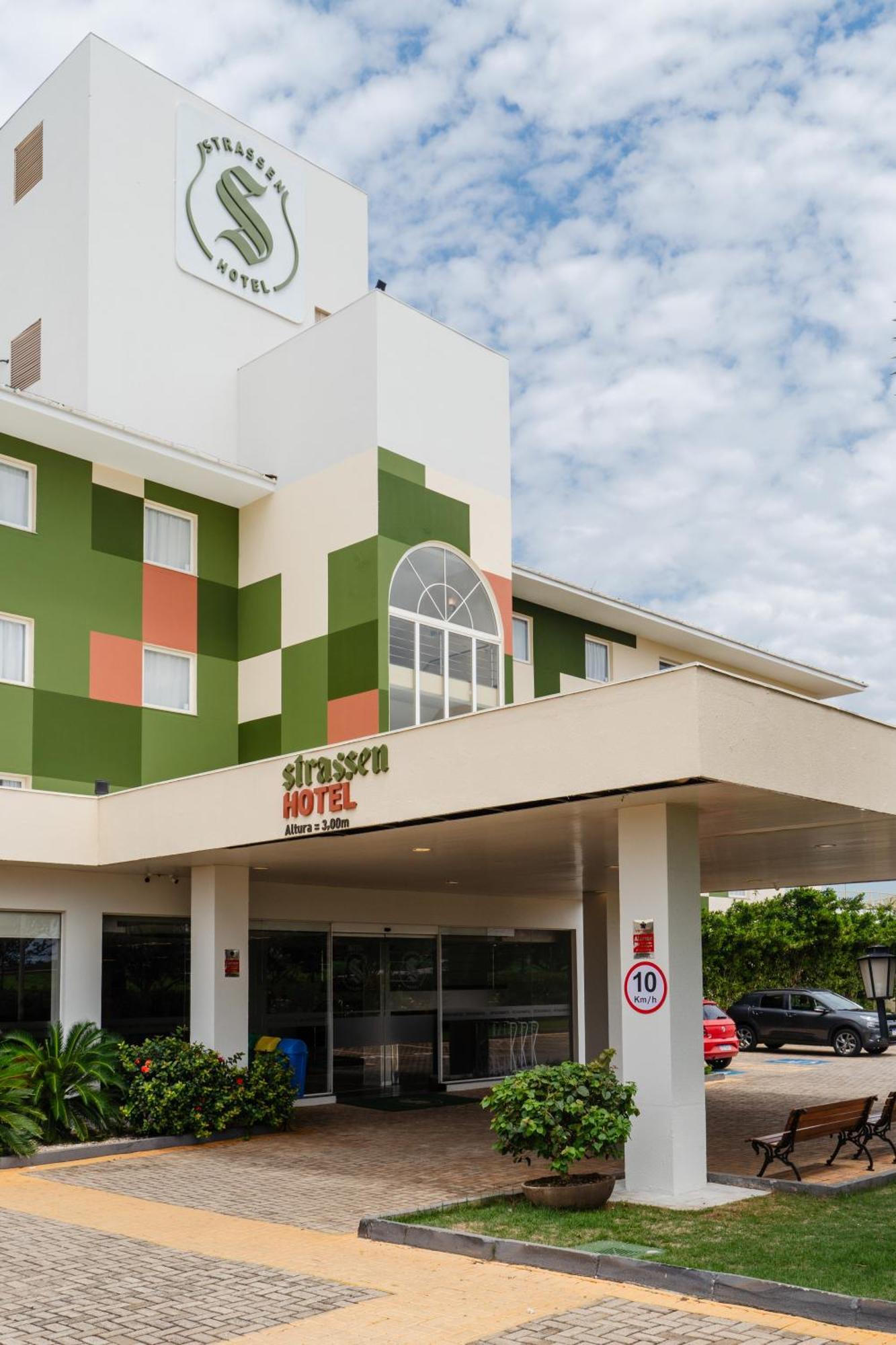 Strassen Hotel Goiânia Exterior foto